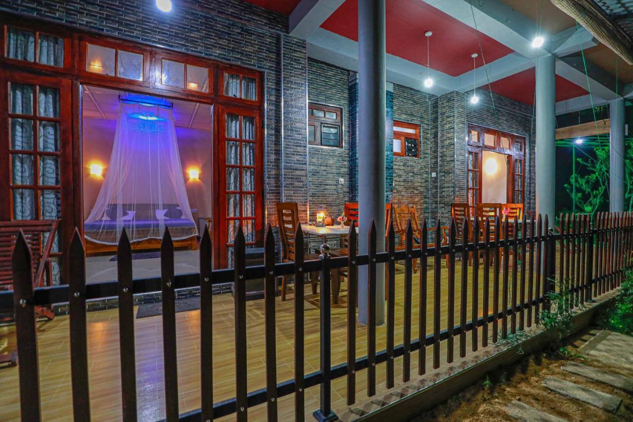 Bed and Breakfast Zircon Элла Экстерьер фото