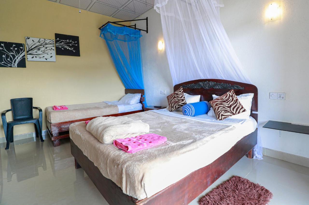 Bed and Breakfast Zircon Элла Экстерьер фото